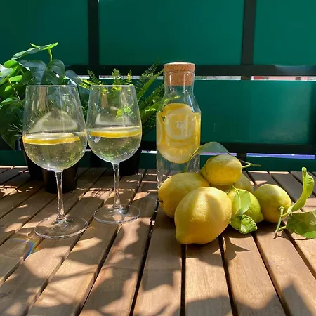 Fetta Di Limone With Ac And Patio *
