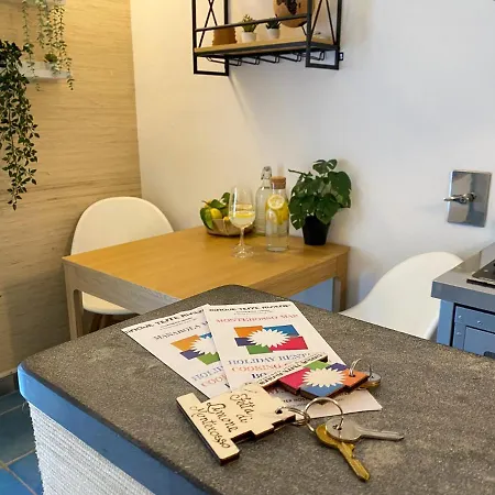 Apartman Fetta Di Limone With Ac And Patio