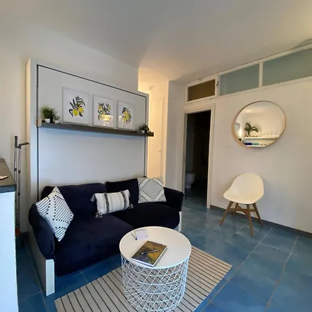 Fetta Di Limone With Ac And Patio Lejlighed